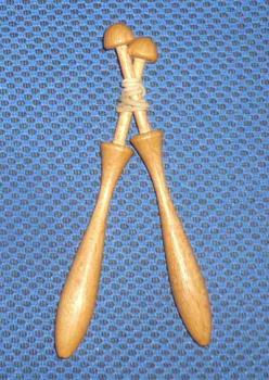 pair of Danish bobbins 10,8 cm
