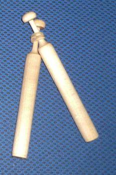 pair of bobbins from Finnland 12 cm