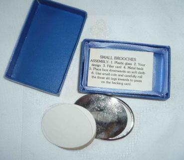 Ovale Brosche zum Spitze einlegen ca 3,2 x 4 cm