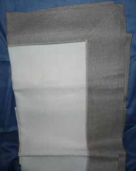 Leinendecke mit Aida Rand 140 x 220