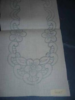 Richelieu Tablerunner