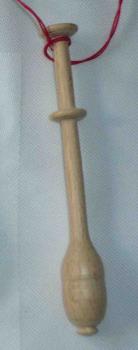 Belgischer Klöppel ca 10,3 cm lang helles Holz