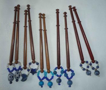 Set 10 Edelholzklöppel mit Perlen ca 9,8 cm lang