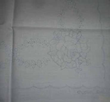 Richelieu Tablecloth 80 x80