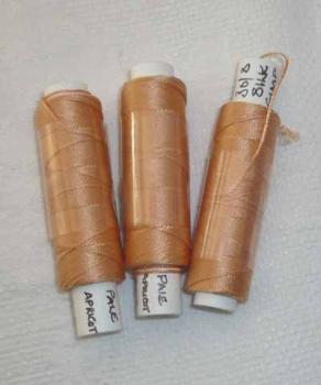 Pale Apricot Pipers-Silk Gimp 30/3