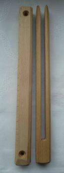 Set 2 Klöppelhalter aus Holz ca 20 cm lang