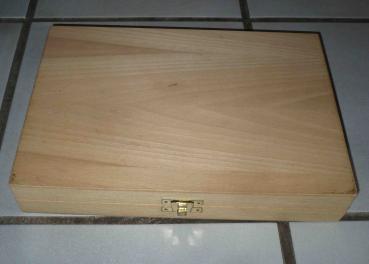 Preview: Reiseklöppelkissen in Holzkoffer