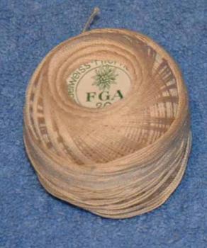 Edelweiß Filethäkelgarn 20 Creme 20 Gramm