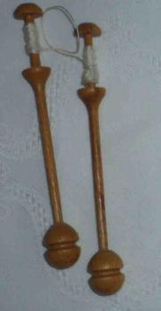 Paar dänische Klöppel mit Rille ca 10 cm lang