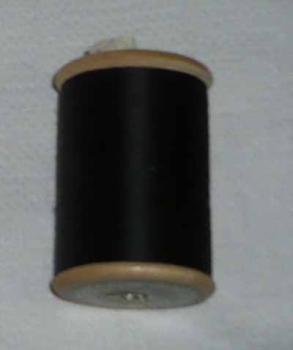 MEZ Maschinen Stick- u. Stopfgarn 50 Col. 371 Holzrolle