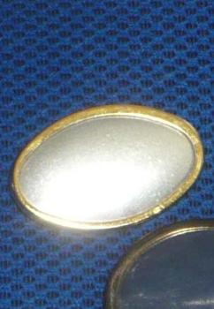 Brosche oval gold ohne Glas 4,2 x 2,6 cm