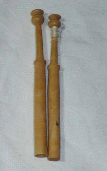 Paar spanische Klöppel 11,9 cm