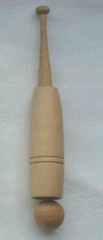 Hülsenklöppel  ca 12,2 cm lang helles Holz