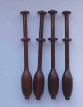 Brügger Klöppel ca 10,5 cm dunkelrötliches Holz