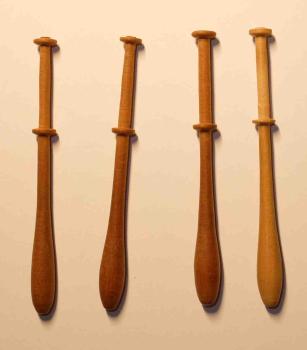 Set 4 Klöppel ca 10,5 cm lang