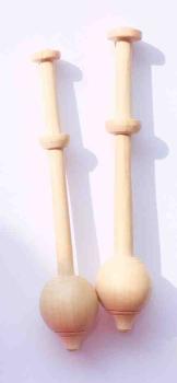 Paar Klöppel ca 10,6 cm lang helles Holz