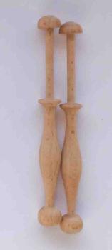 Paar Klöppel ca 9,5 cm lang helles Holz