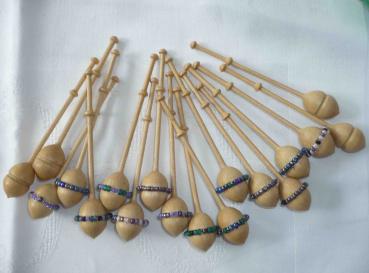 Set 18 dänische Klöppel ca 8,8 cm mit Perlenringen