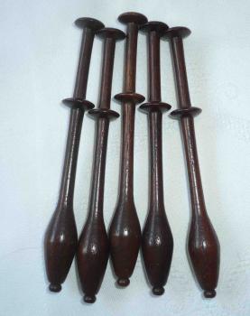 Flandrischer Klöppel ca 10,2 cm lang dunkelbraunes Holz