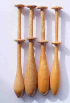 Dänische Klöppel ca 8,5-9,5 cm lang helles Holz