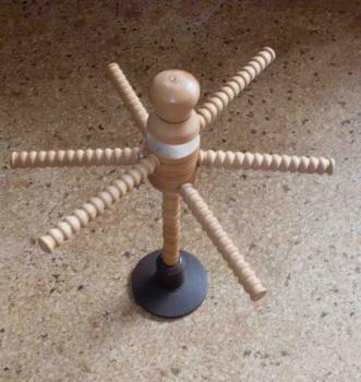 Preview: Ständer zum Klöppel sortieren