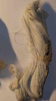 Old linen aprox 60 Gramm