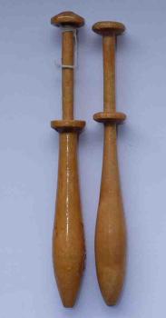 Paar Klöppel ca 10,2 cm helles Holz