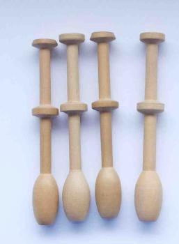 Klöppel ca. 9,2 cm lang helles Holz