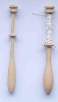 Set 2 Schweizer Klöppel ca 11 cm lang helles Holz