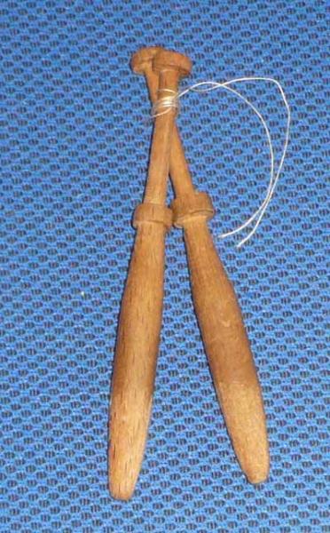 pair of bobbins 12,3 cm