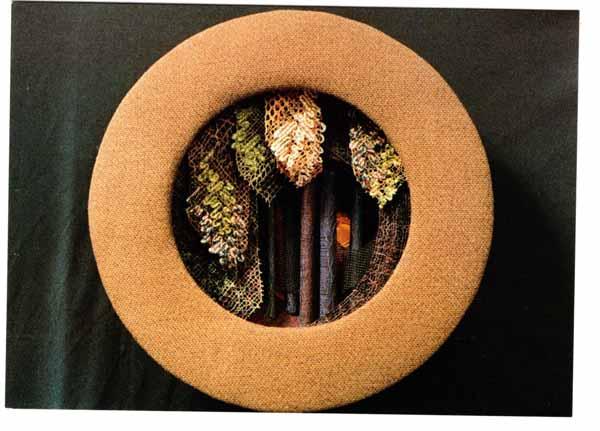 Postkarte Anne Dyer 1992 "Y Coed Yw Eglwys"