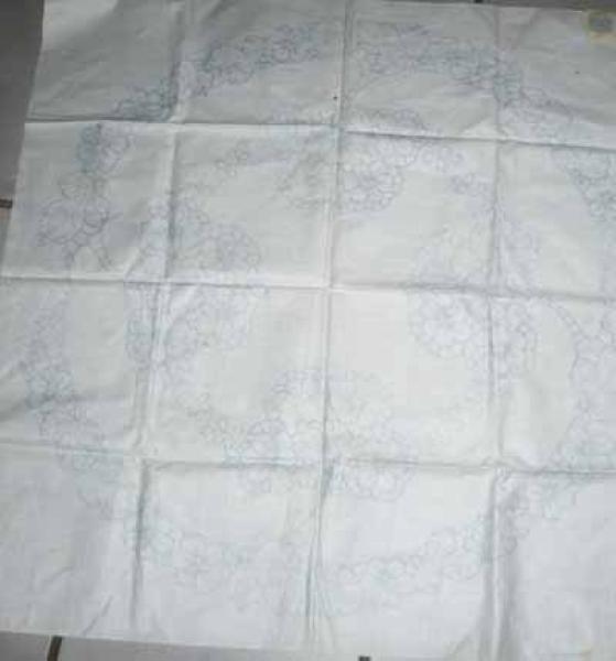 Richelieu tablecloth 75 x75