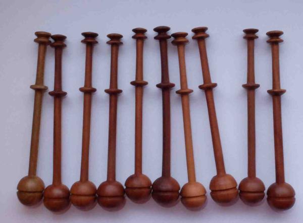 Set 10 dänische Rillenklöppel ca 10 cm dunkles Holz