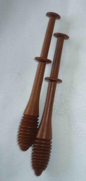 Paar schön gedrechselte Klöppel ca 10,2 cm lang