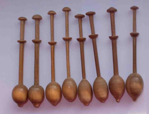 Set 8 Klöppel mit Kugelende ca 10,5 bis 111 cm lang
