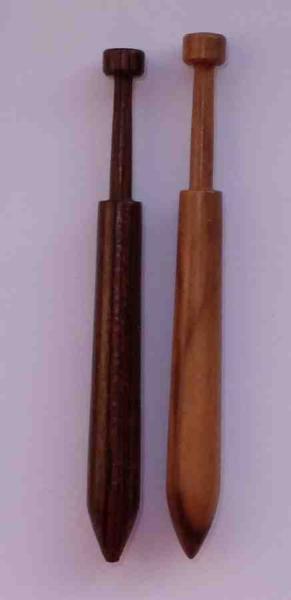 Paar Downtonklöppel ca 8 cm lang dunkle Hölzer