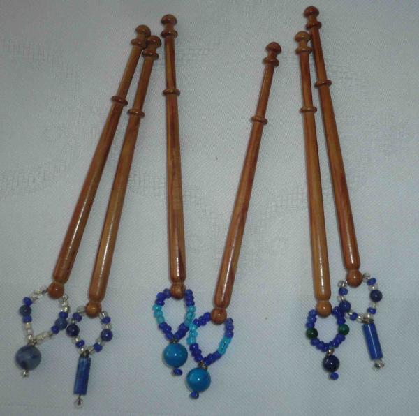 Set 6 Rosenholzklöppel mit Perlen ca 9,8 cm lang