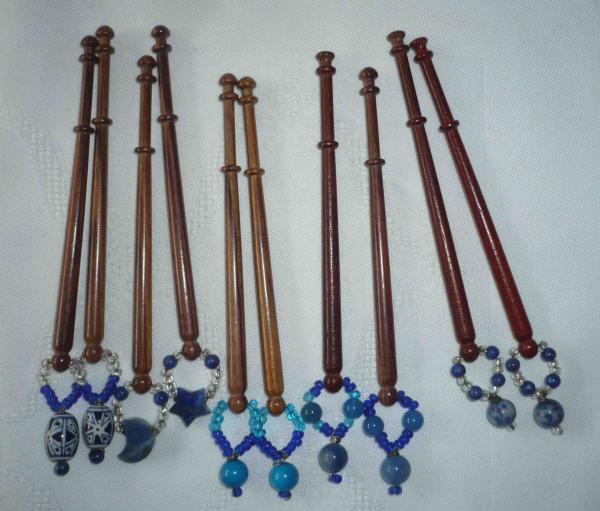Set 10 Edelholzklöppel mit Perlen ca 9,8 cm lang