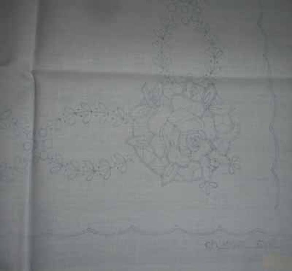Richelieu Tablecloth 80 x80