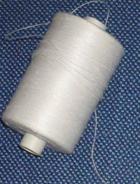Leinenzwirn 60/2 weiss 50 Gramm unvollständig