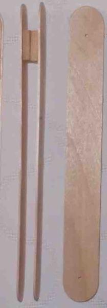 Klöppelhalter aus Holz ca 20 cm lang