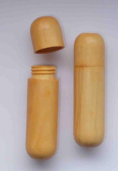 Nadelaufbewahrung aus Holz ca 6 cm lang