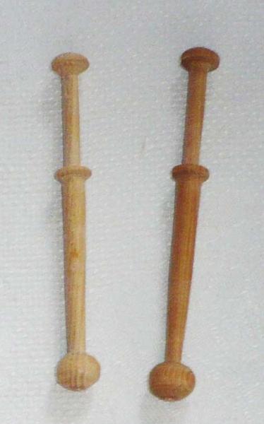 Pair of bobbins 10,3 cm