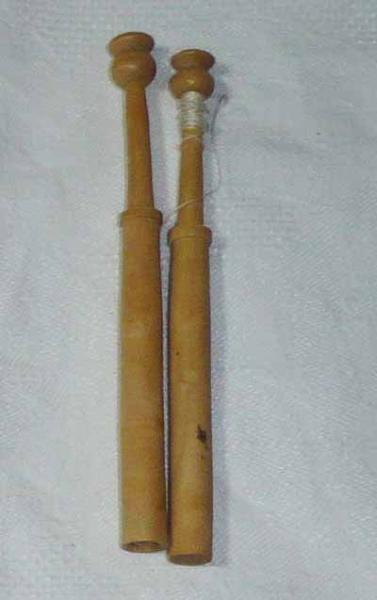 Paar spanische Klöppel 11,9 cm