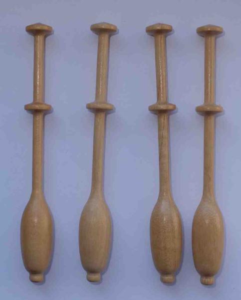 Brügger Klöppel ca 10,5 cm helles Holz