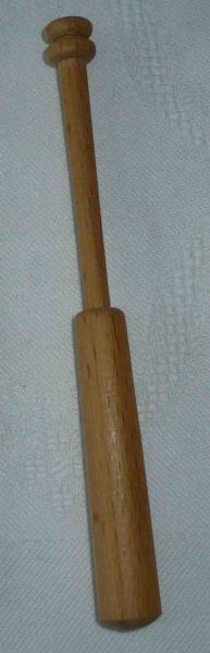 Klöppel mit großer Aufnahme ca 11 cm lang