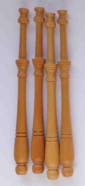 Set 4 Bayeuxklöppel ca 11,9 cm lang schön gedrechselt