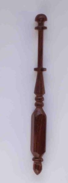 Vierkantklöppel ca 11,5 cm lang doppelter Kopf dunkles Holz