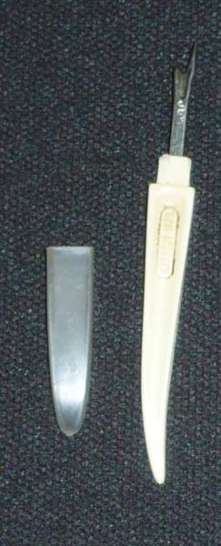 Nahttrenner von Singer ca 12,7 cm lang