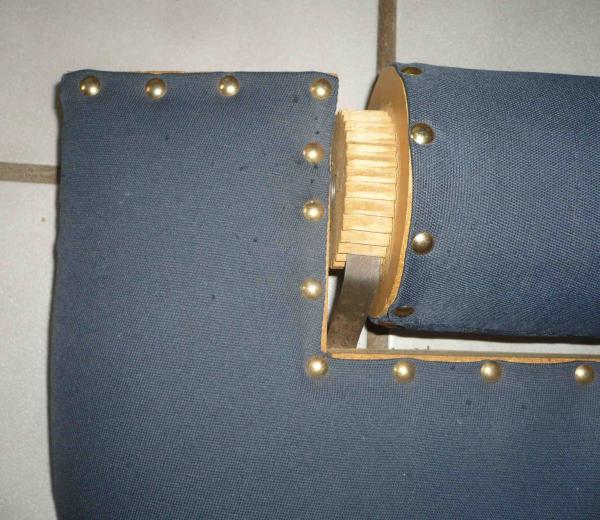 Dänisches Klöppelbrett mit Rolle - blau